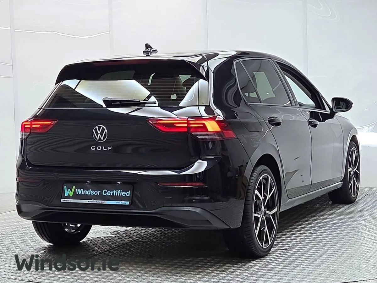 Volkswagen Golf Estate, Diesel, 2023, Black