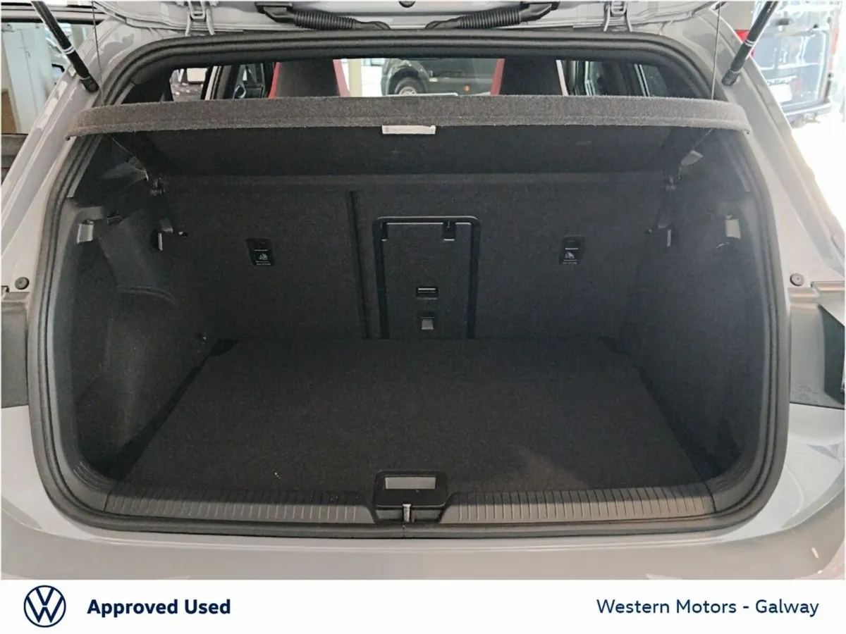 Volkswagen Golf Hatchback, Petrol, 2025, Grey