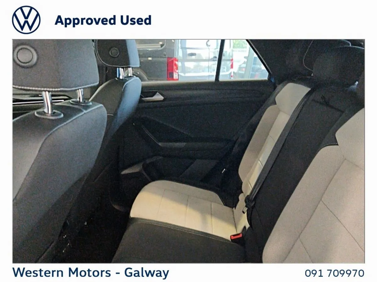 Volkswagen T-Roc SUV, Petrol, 2024, Blue