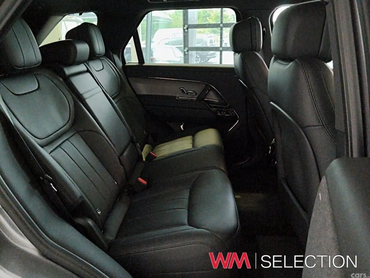 Land Rover Range Rover SUV, Petrol Plug-in Hybrid, 2025, Grey
