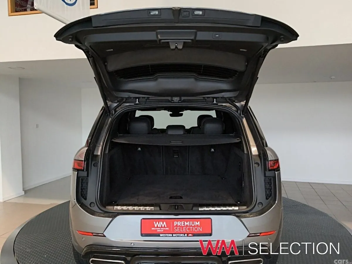 Land Rover Range Rover SUV, Petrol Plug-in Hybrid, 2025, Grey