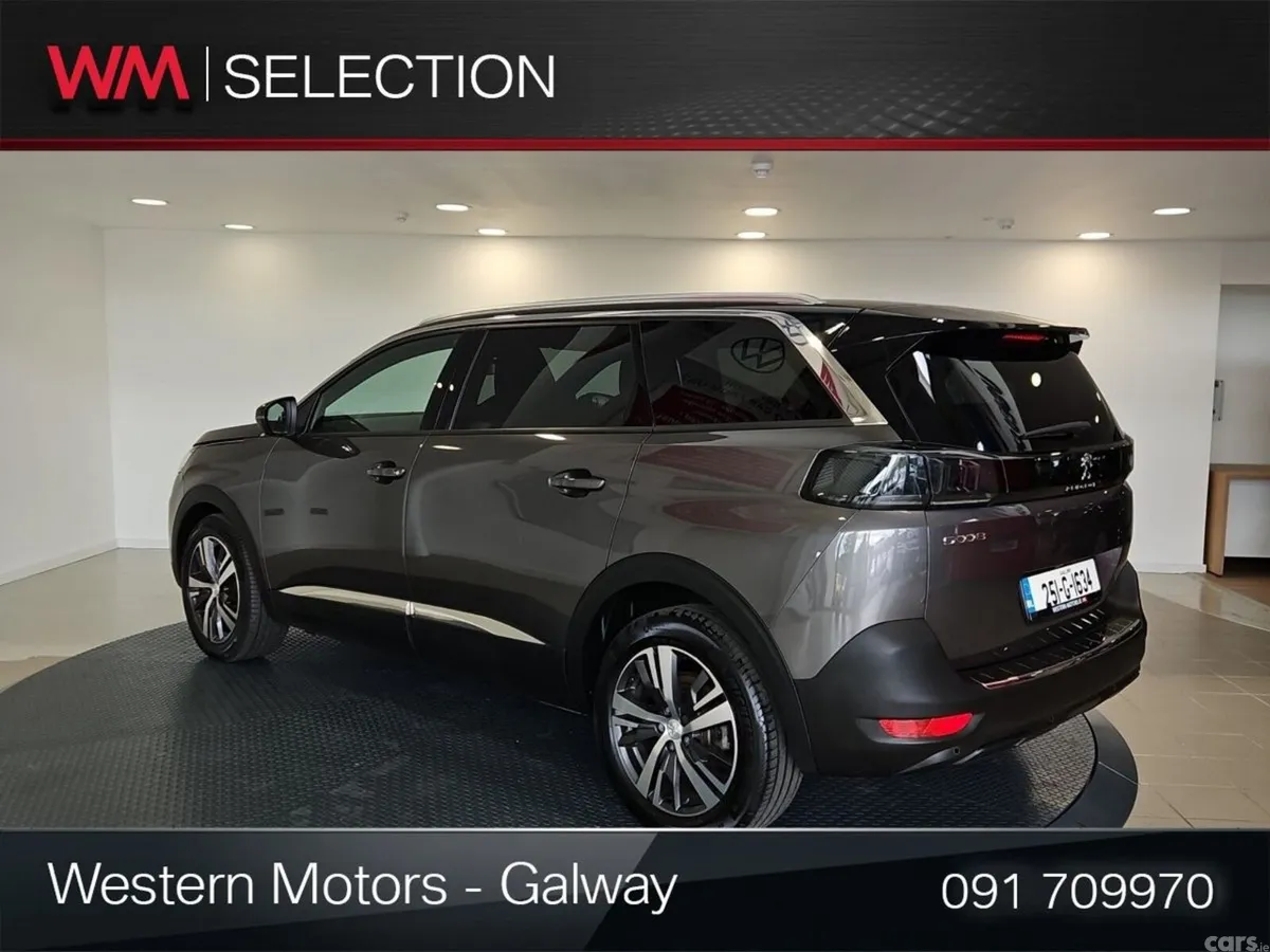 Peugeot 5008 MPV, Diesel, 2025, Grey