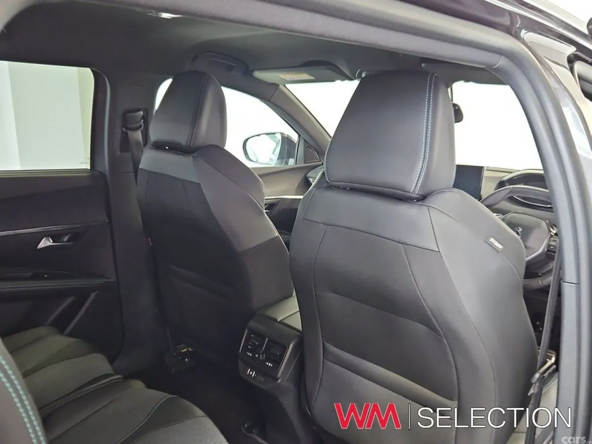 Peugeot 5008 MPV, Diesel, 2025, Grey