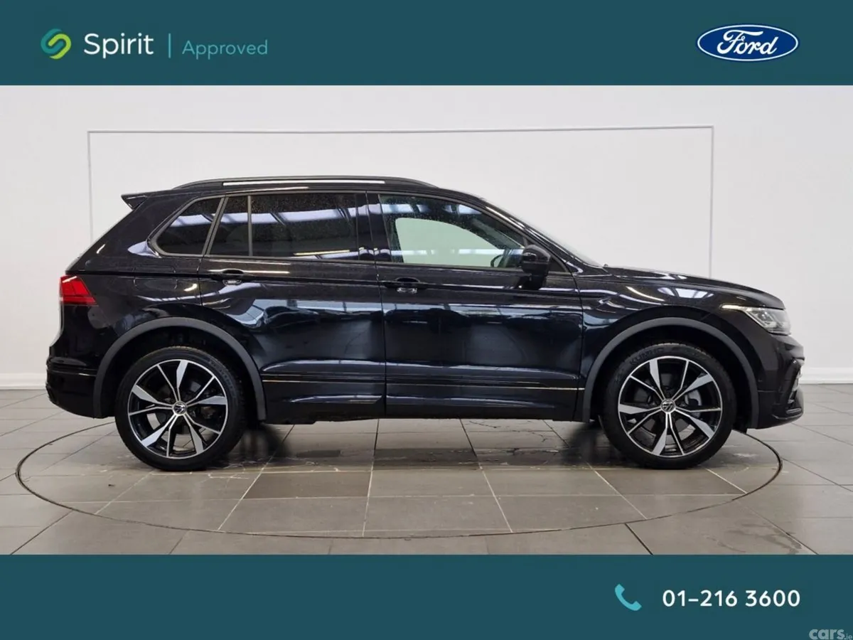 Volkswagen Tiguan SUV, Petrol Plug-in Hybrid, 2024, Black
