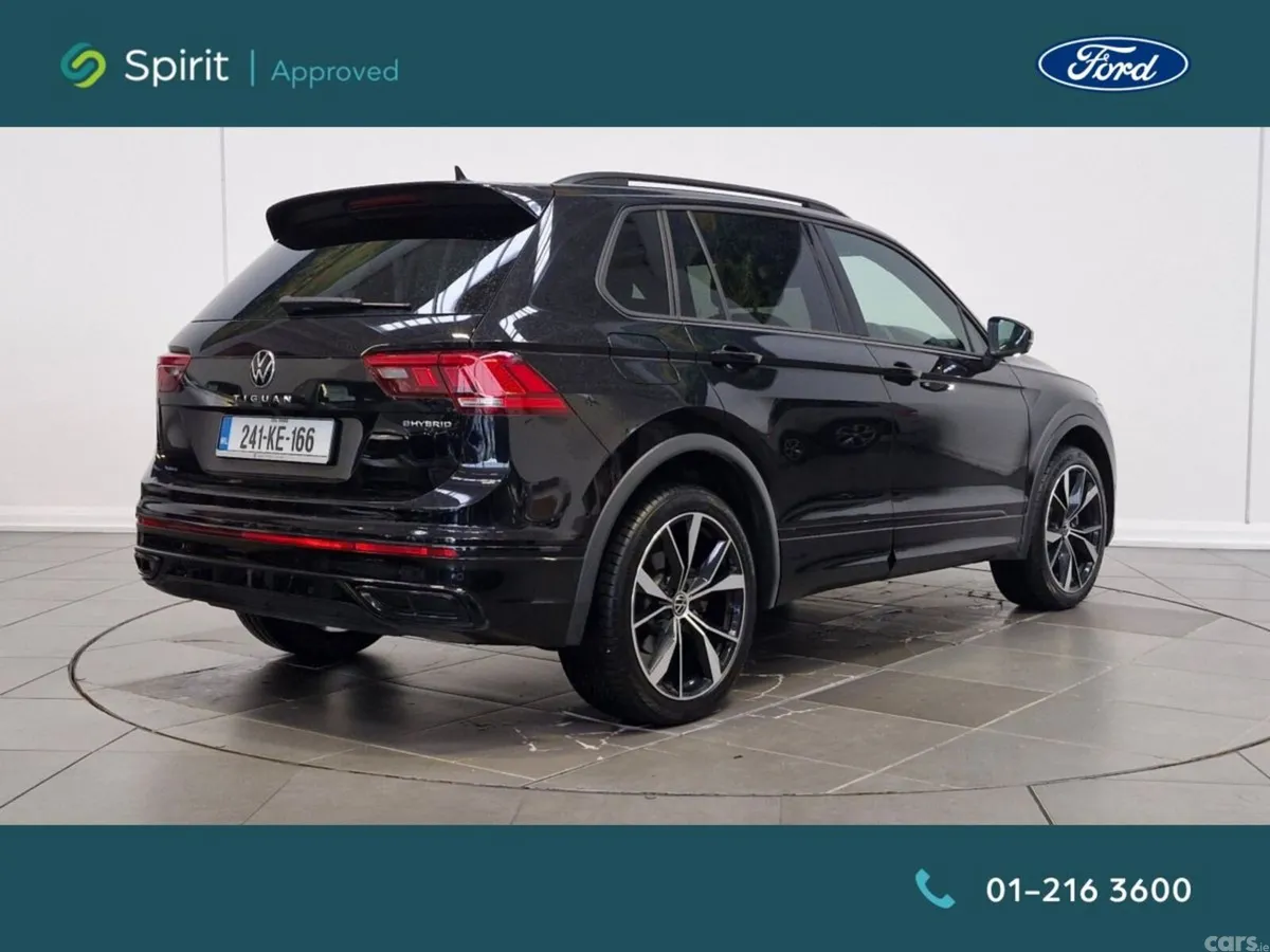 Volkswagen Tiguan SUV, Petrol Plug-in Hybrid, 2024, Black