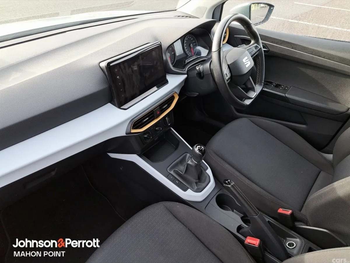 SEAT Arona SUV, Petrol, 2022, Grey
