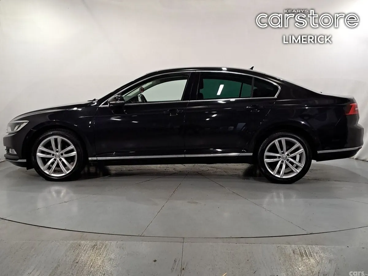 Volkswagen Passat Saloon, Diesel, 2016, Black