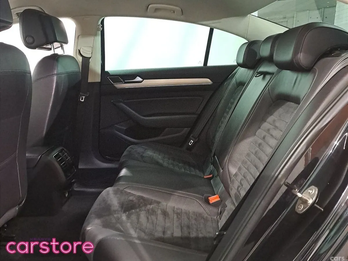 Volkswagen Passat Saloon, Diesel, 2016, Black