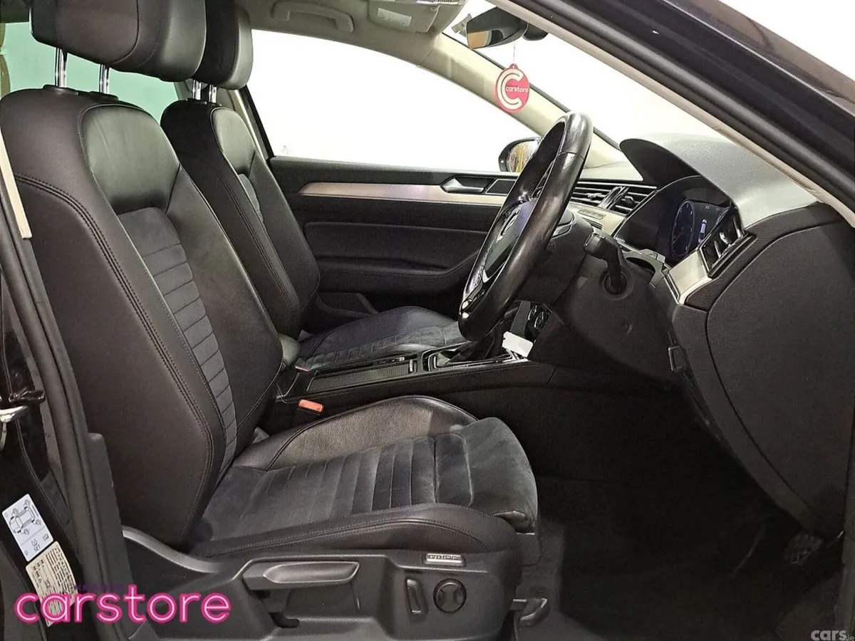 Volkswagen Passat Saloon, Diesel, 2016, Black