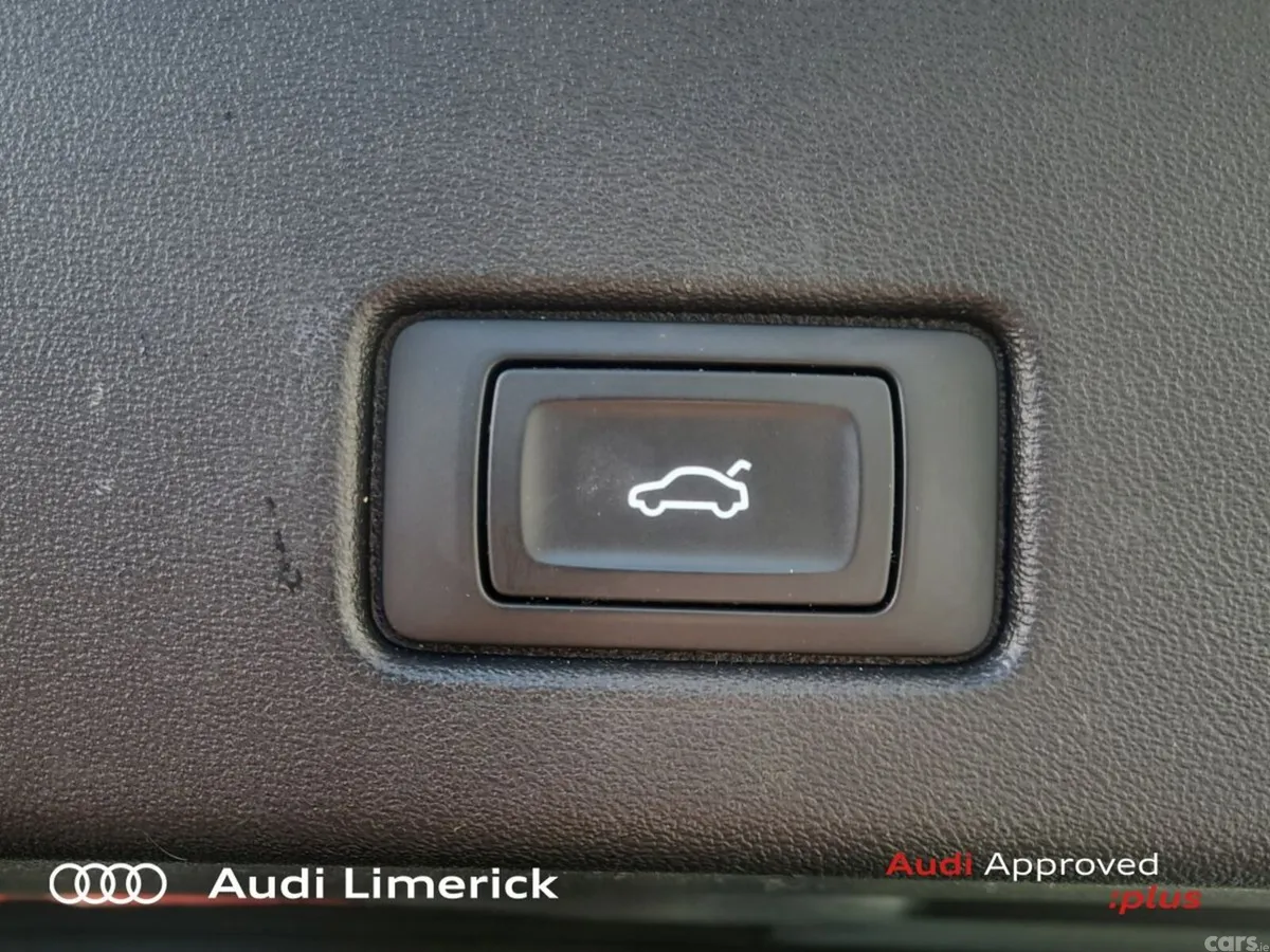 Audi Q4 e-tron SUV, Electric, 2023, Grey