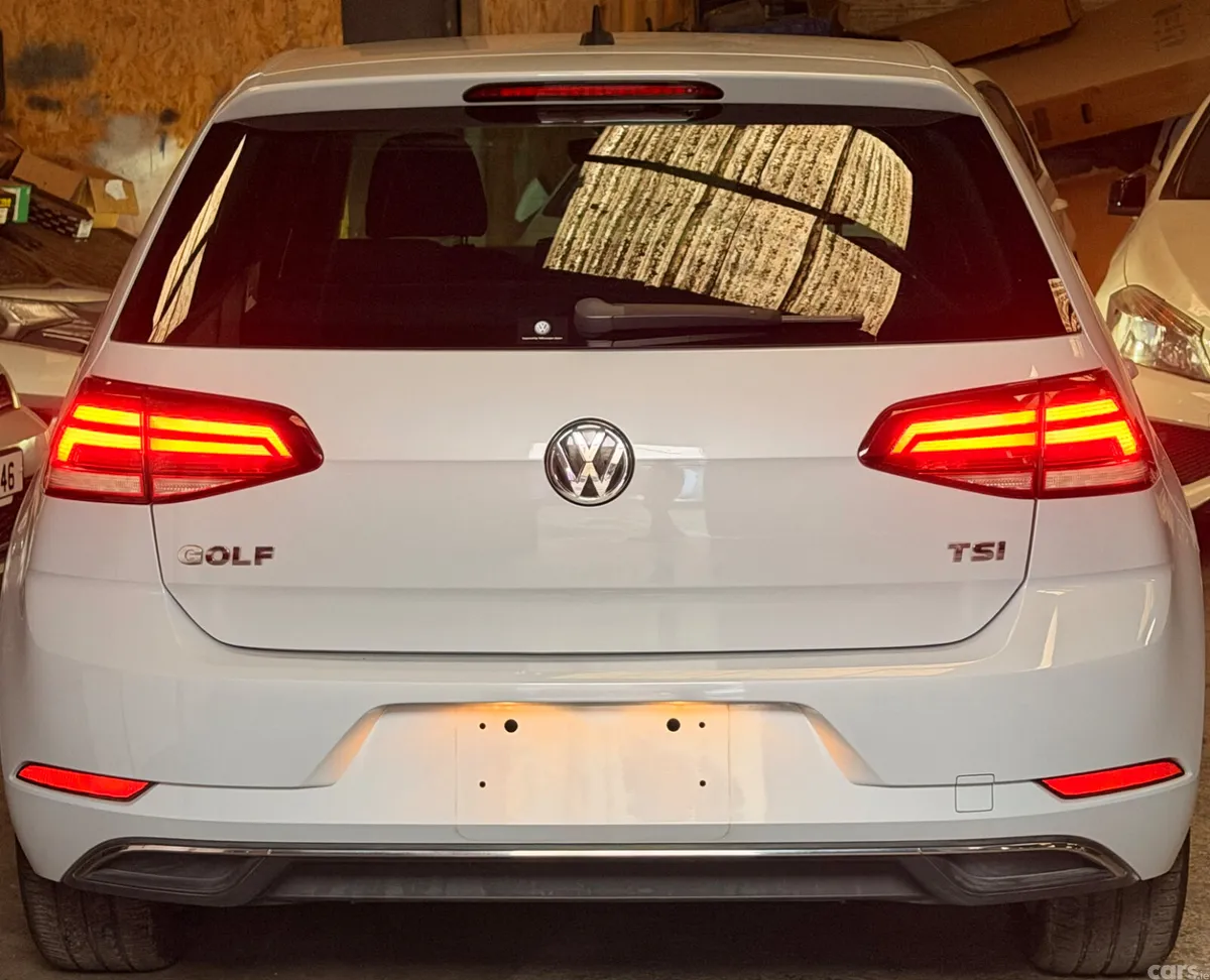 Volkswagen Golf Hatchback, Petrol, 2017, White
