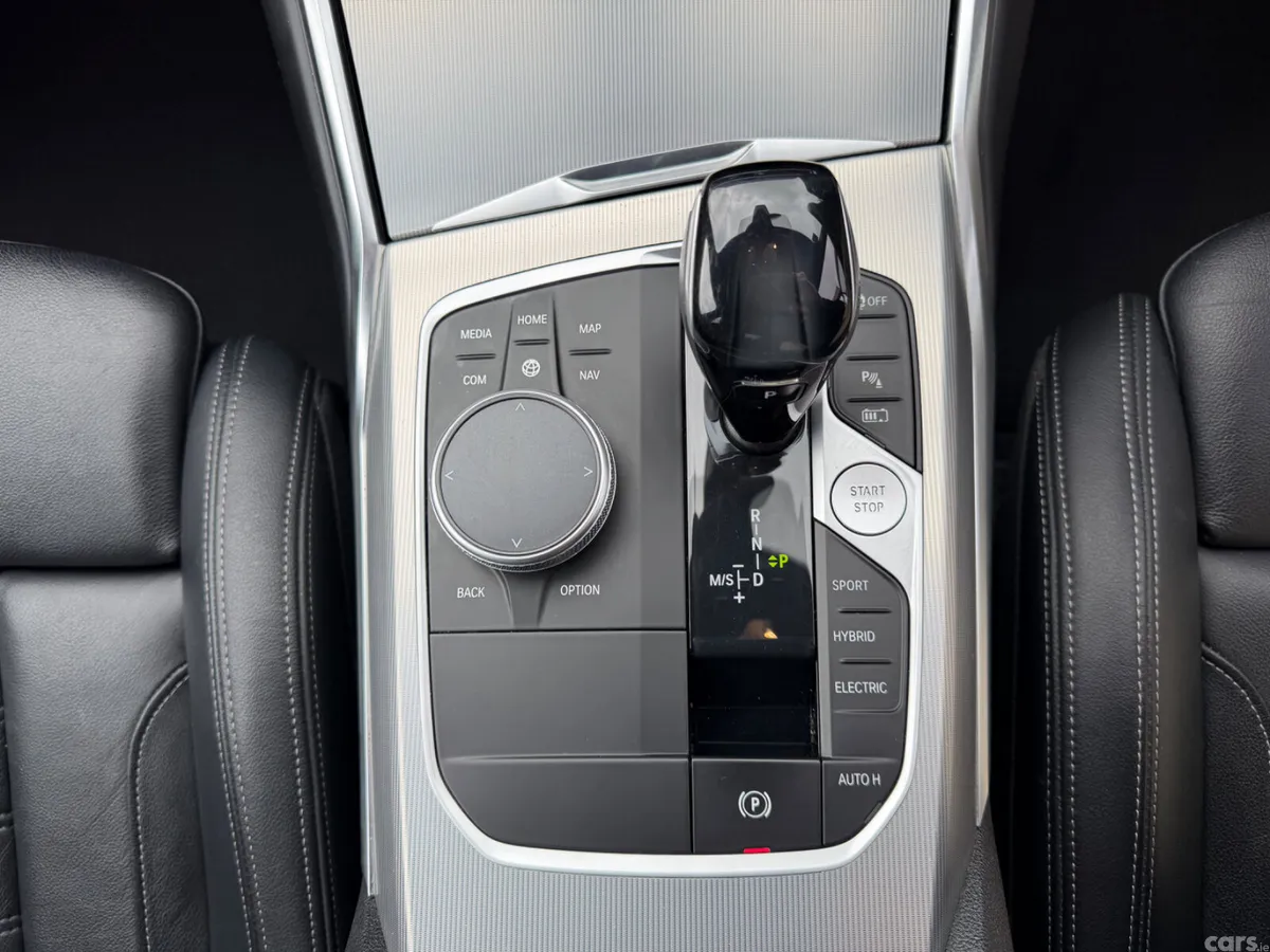 BMW 3-Series Saloon, Petrol Plug-in Hybrid, 2021, Blue