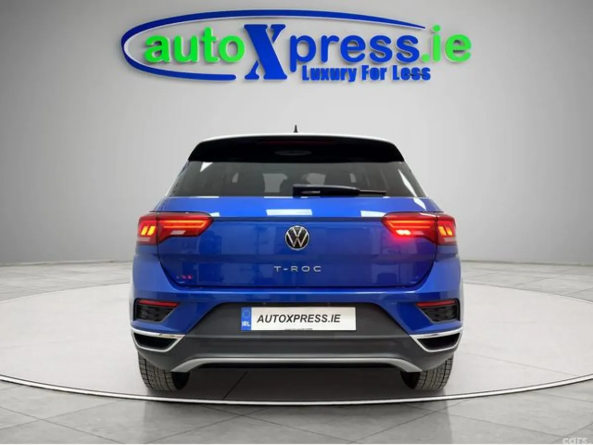 Volkswagen T-Roc SUV, Diesel, 2021, Blue