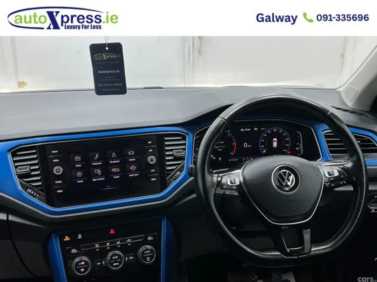 Volkswagen T-Roc SUV, Diesel, 2021, Blue