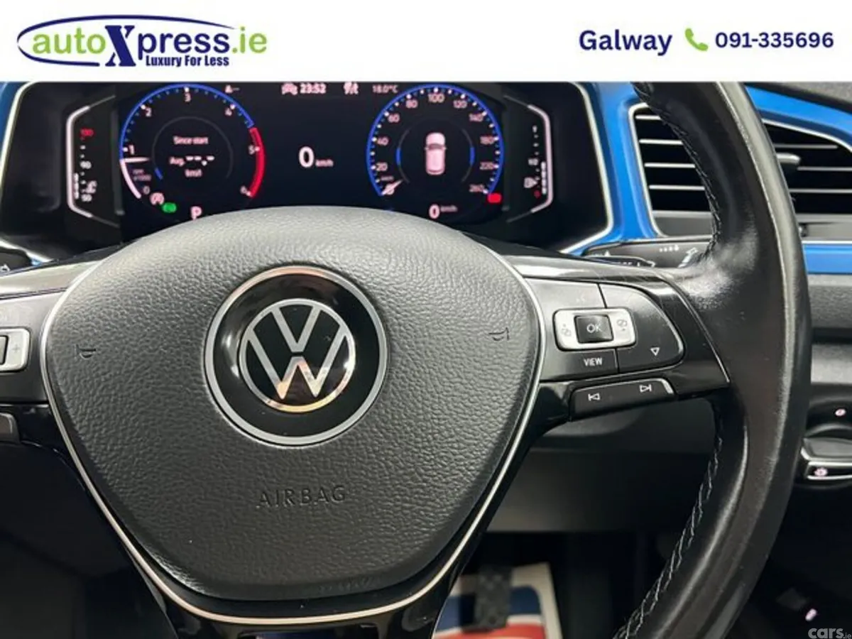 Volkswagen T-Roc SUV, Diesel, 2021, Blue