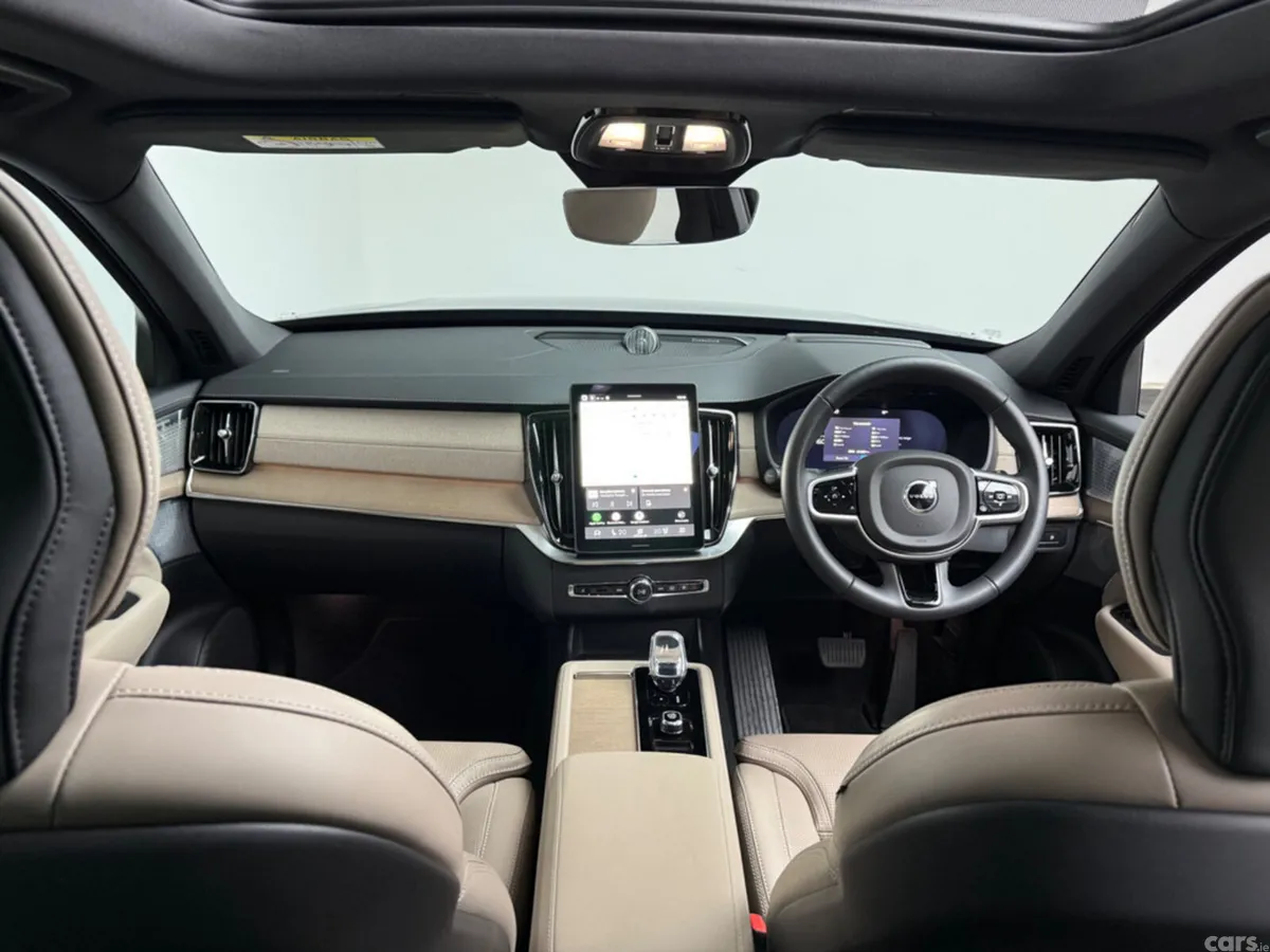 Volvo XC90 SUV, Petrol Plug-in Hybrid, 2025, Blue