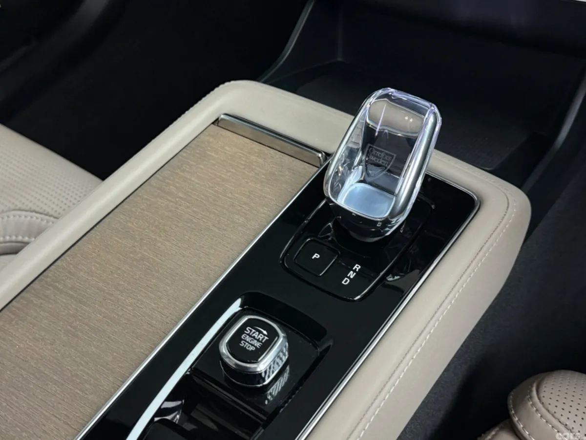Volvo XC90 SUV, Petrol Plug-in Hybrid, 2025, Blue