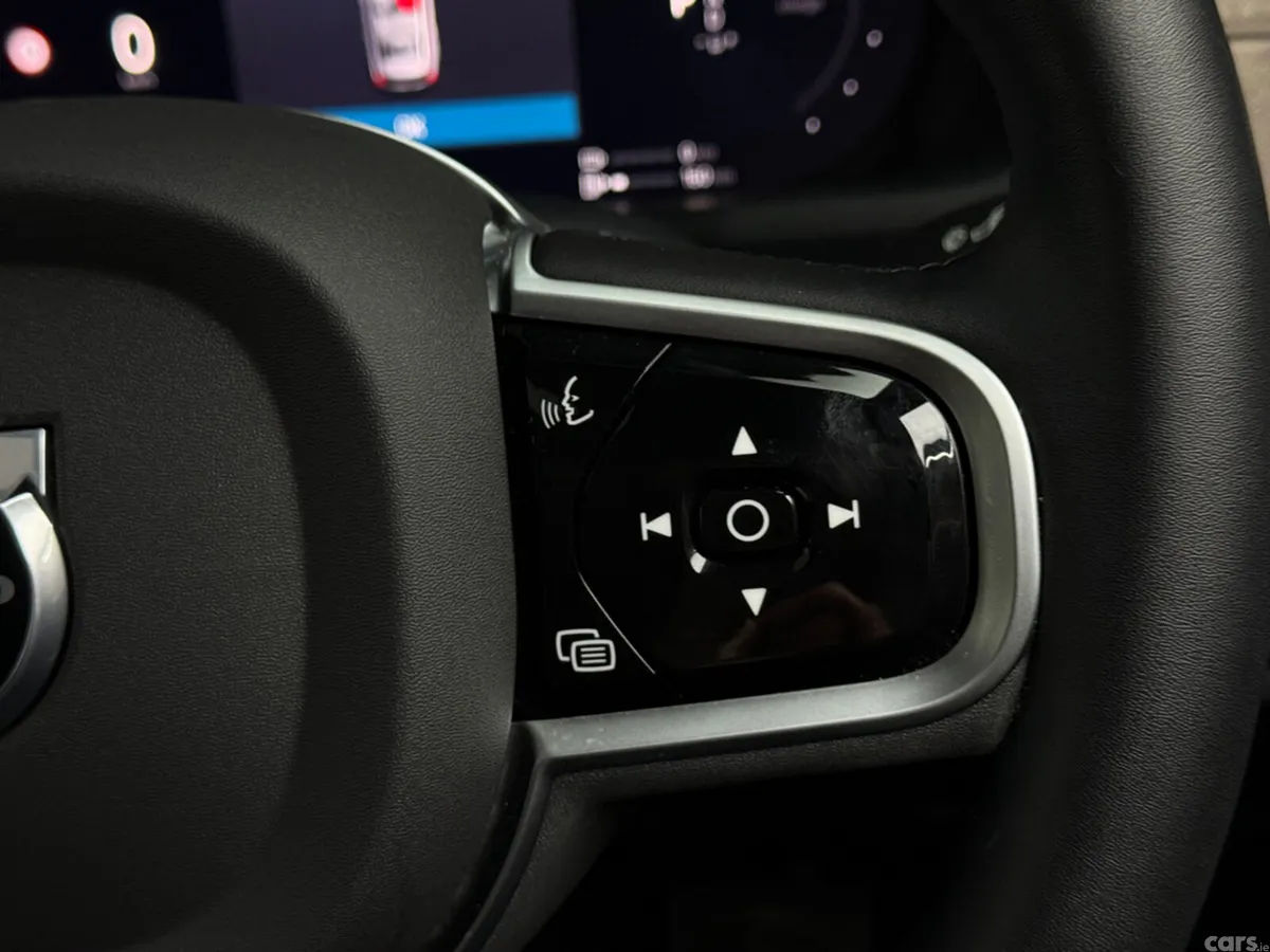 Volvo XC90 SUV, Petrol Plug-in Hybrid, 2025, Blue