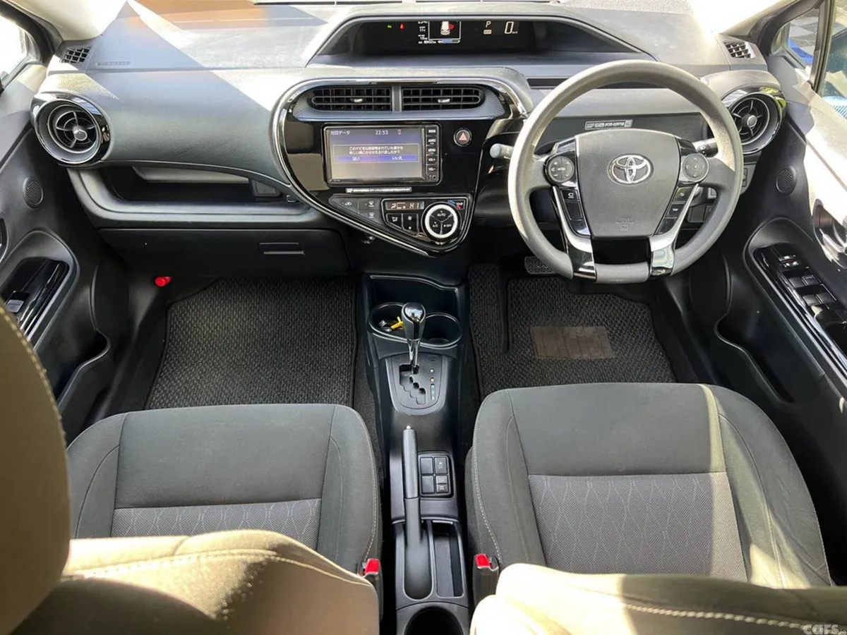 Toyota Aqua Hatchback, Petrol Hybrid, 2020, Blue