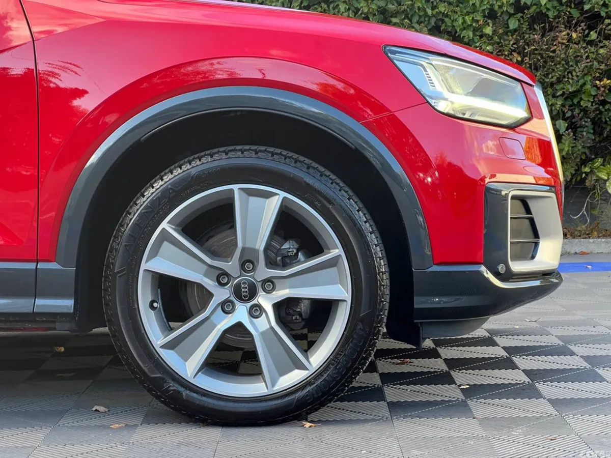 Audi Q2 SUV, Petrol, 2020, Red