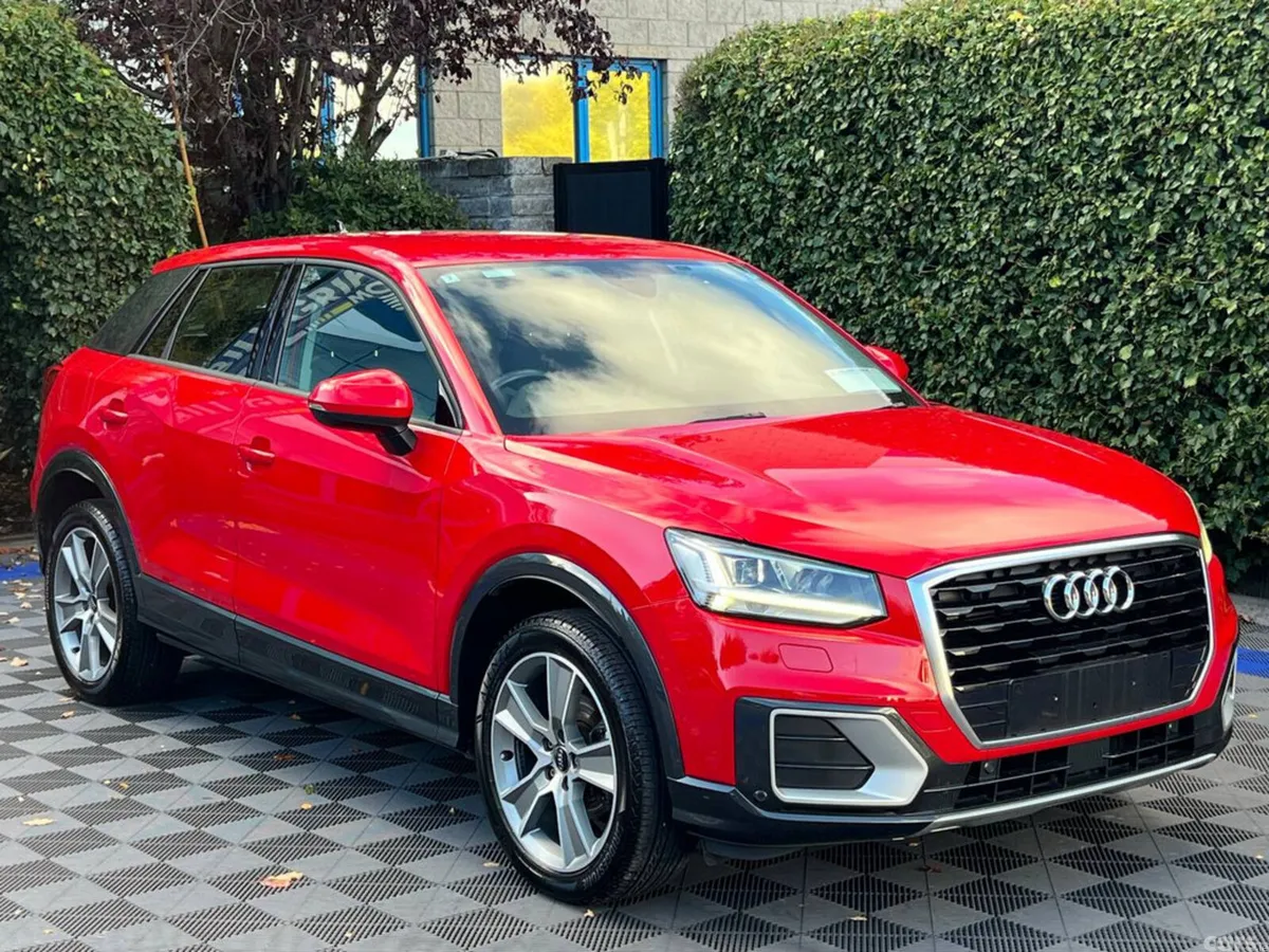 Audi Q2 SUV, Petrol, 2020, Red