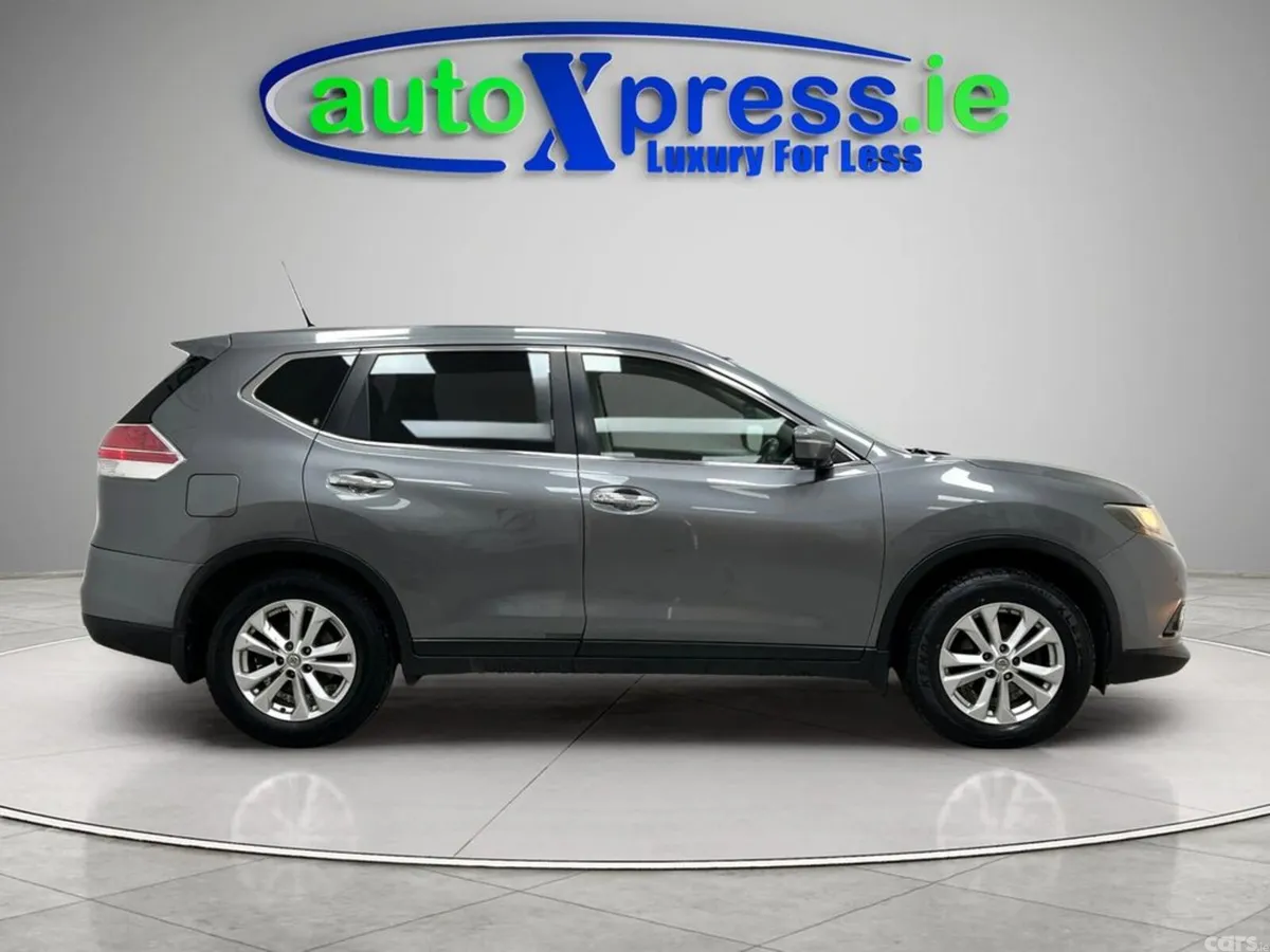 Nissan X-Trail SUV, Diesel, 2015, Grey