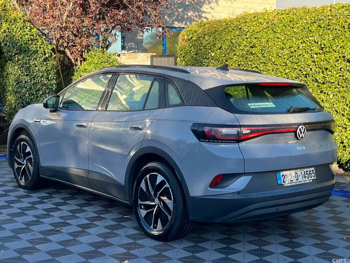 Volkswagen ID.4 Estate, Electric, 2023, Grey