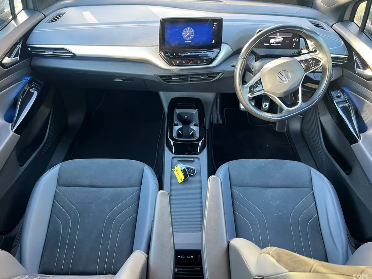 Volkswagen ID.4 Estate, Electric, 2023, Grey