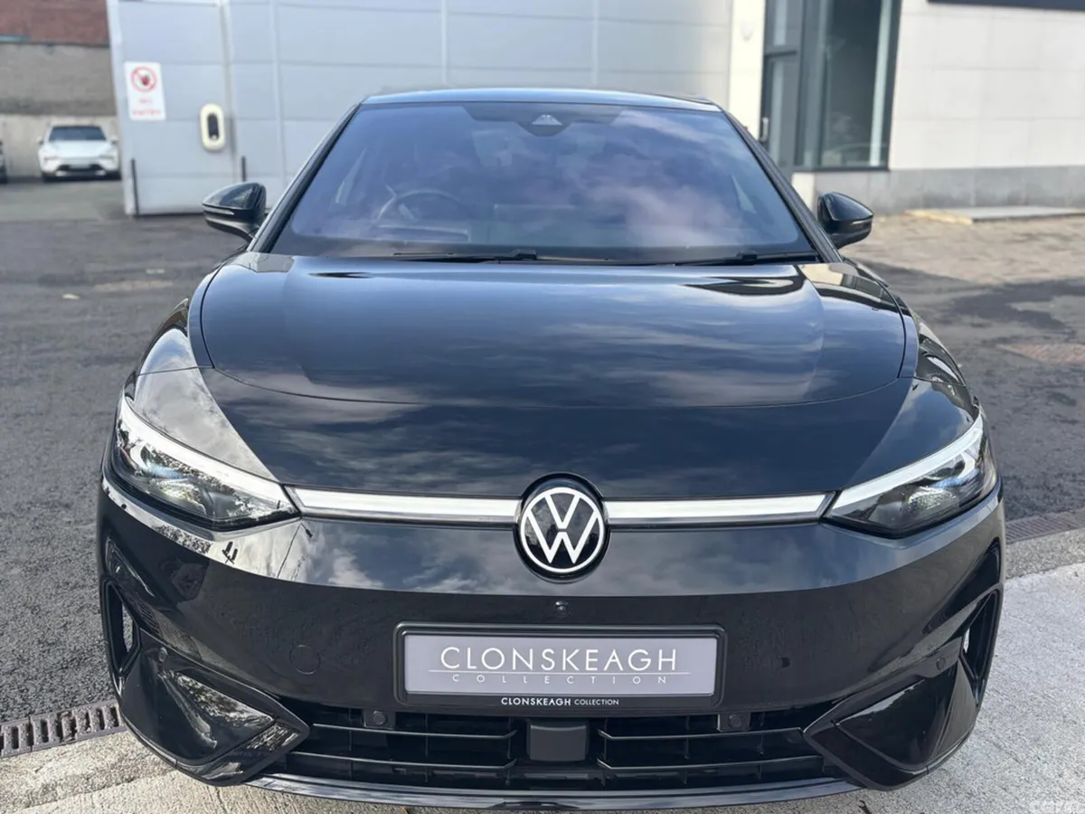 Volkswagen ID.7 Hatchback, Electric, 2024, Black