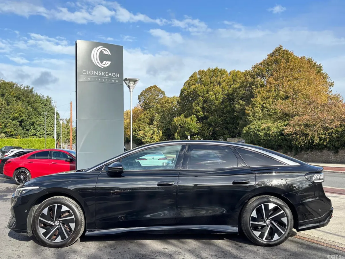 Volkswagen ID.7 Hatchback, Electric, 2024, Black