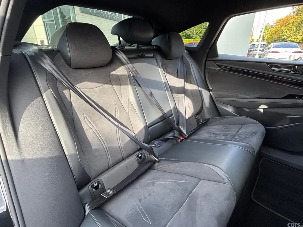 Volkswagen ID.7 Hatchback, Electric, 2024, Black