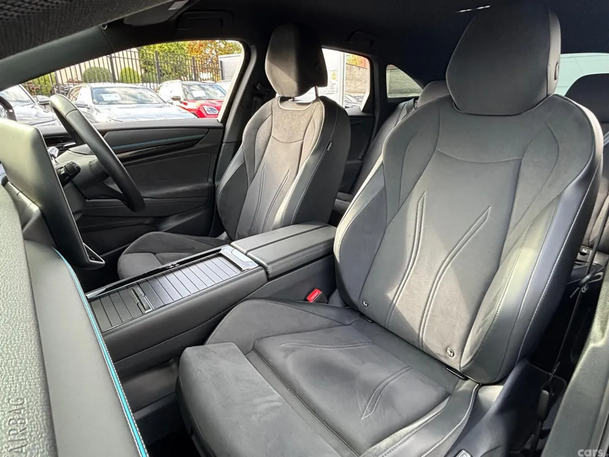 Volkswagen ID.7 Hatchback, Electric, 2024, Black