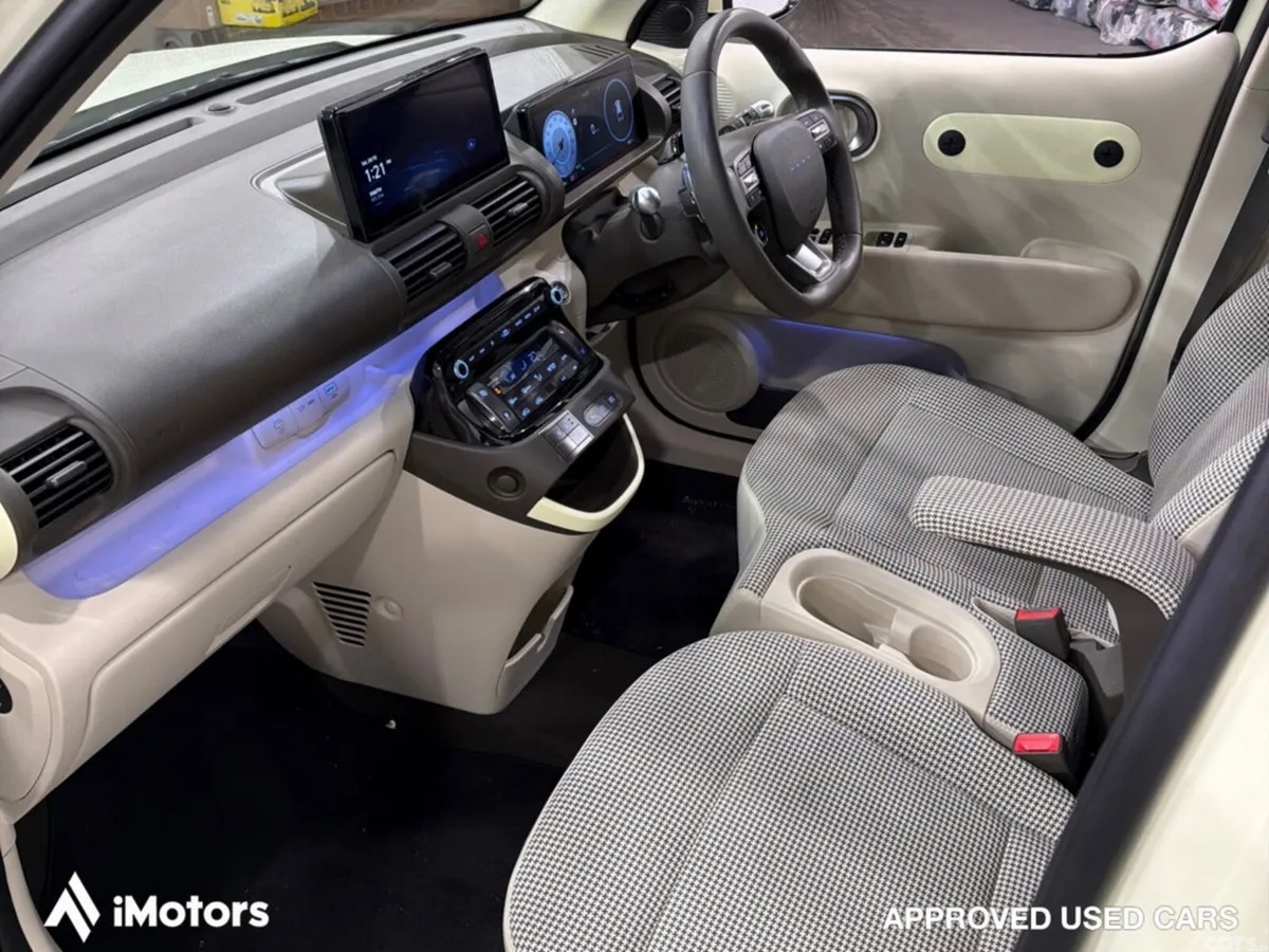 Hyundai INSTER SUV, Electric, 2025, Yellow