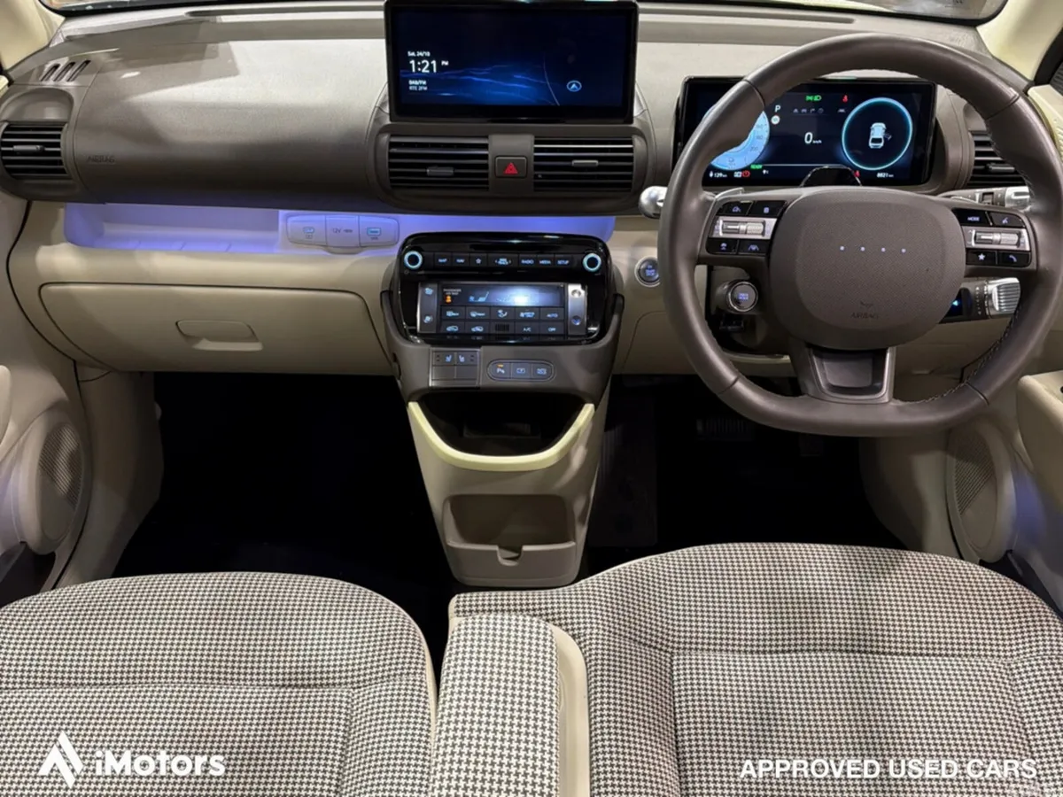 Hyundai INSTER SUV, Electric, 2025, Yellow