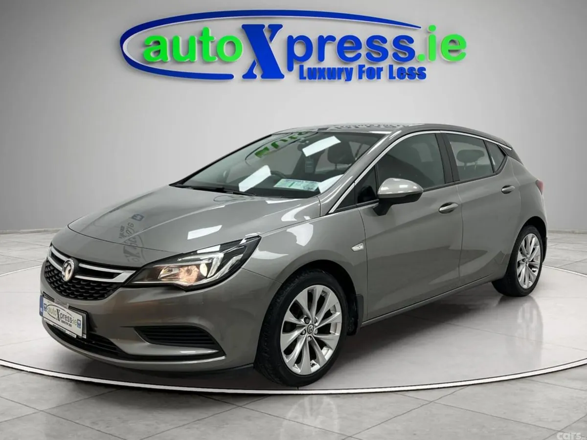 Vauxhall Astra Hatchback, Petrol, 2016, Grey