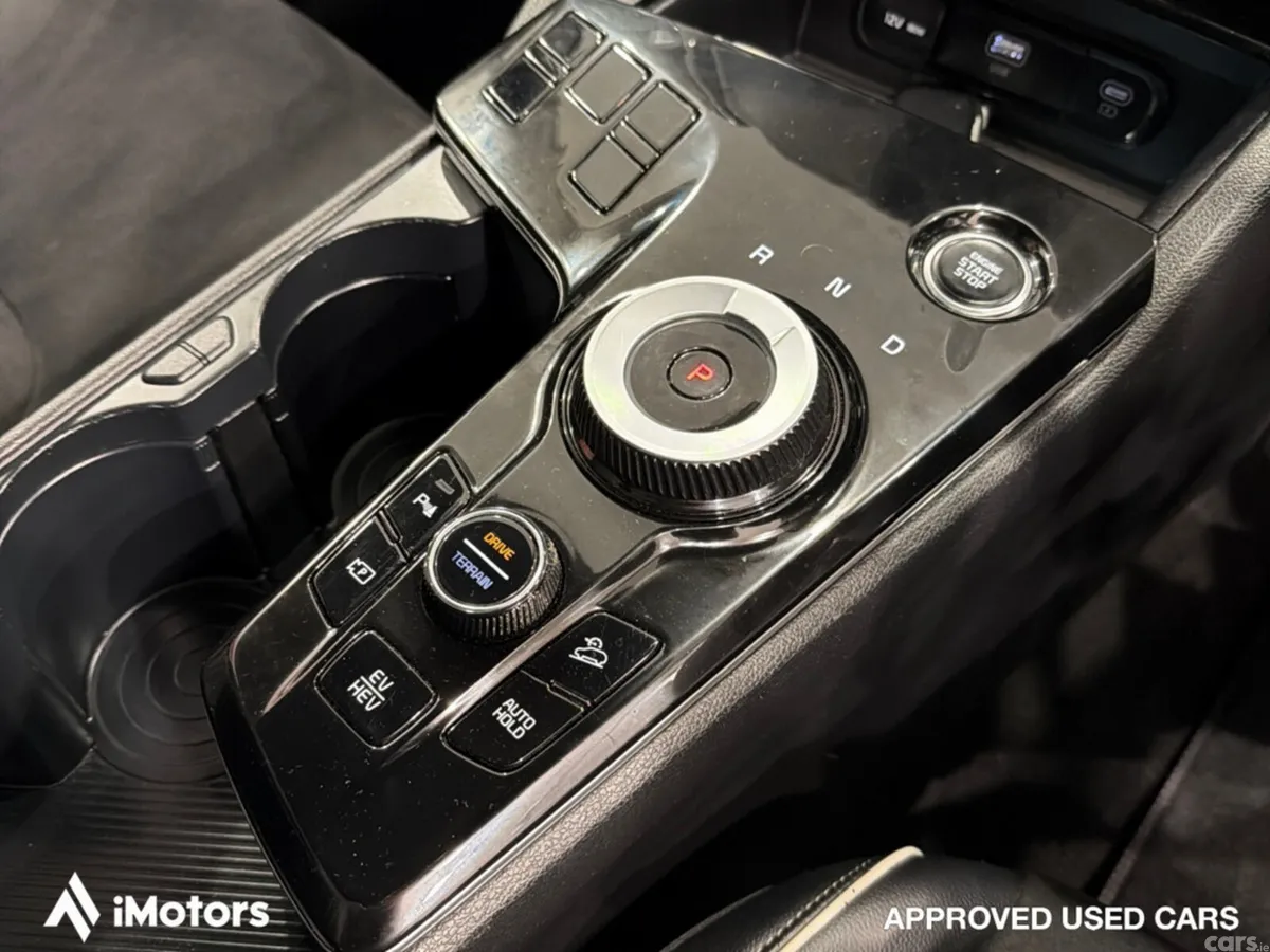 Kia Sportage SUV, Petrol Plug-in Hybrid, 2023, Grey