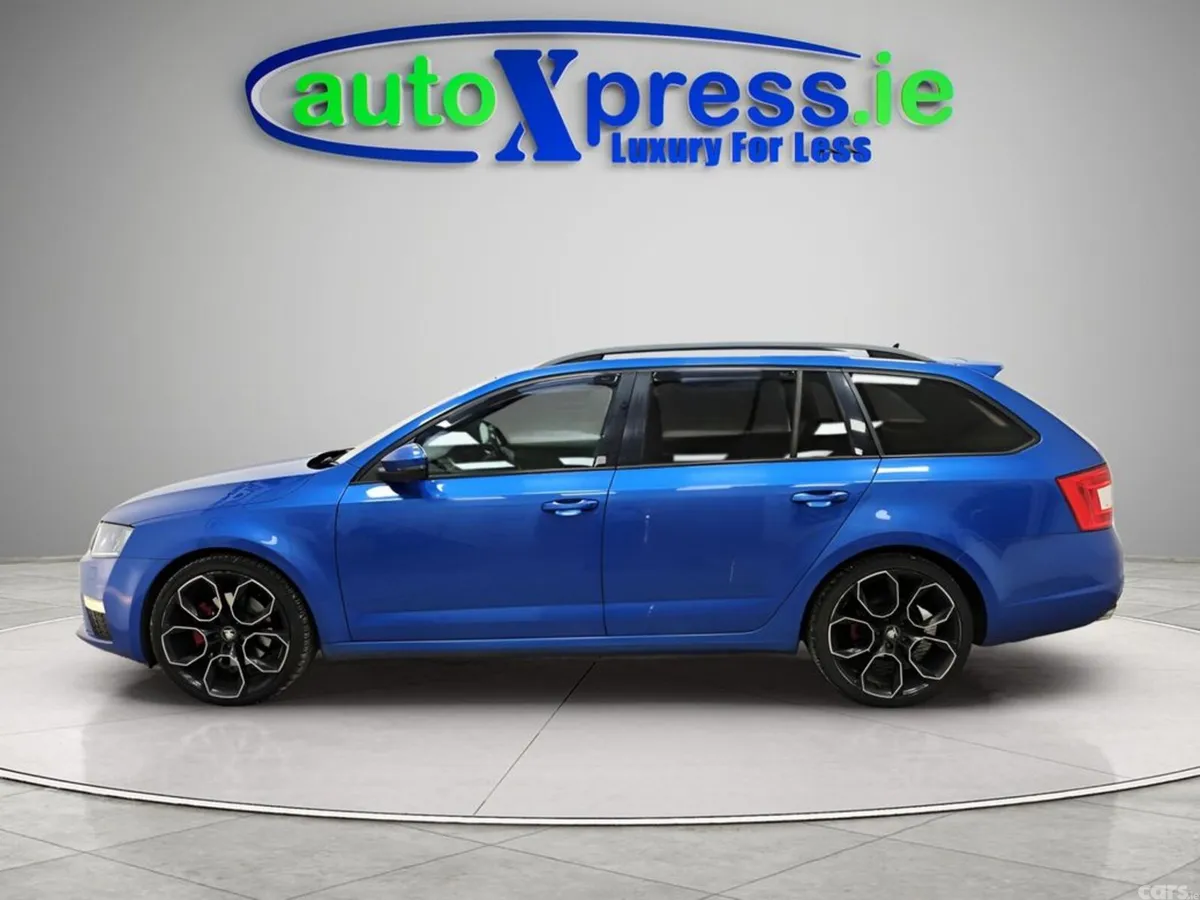Skoda Octavia Estate, Diesel, 2017, Blue