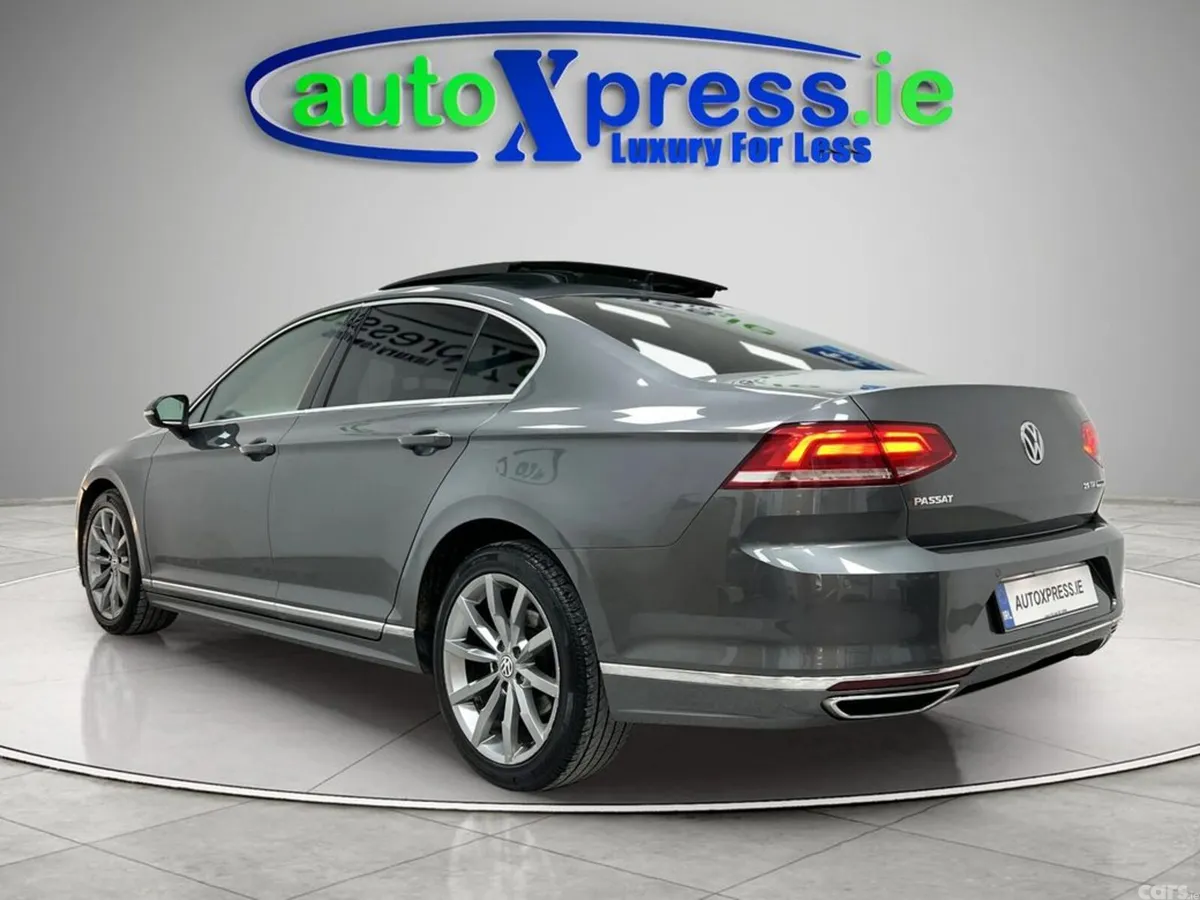 Volkswagen Passat Saloon, Diesel, 2017, Grey