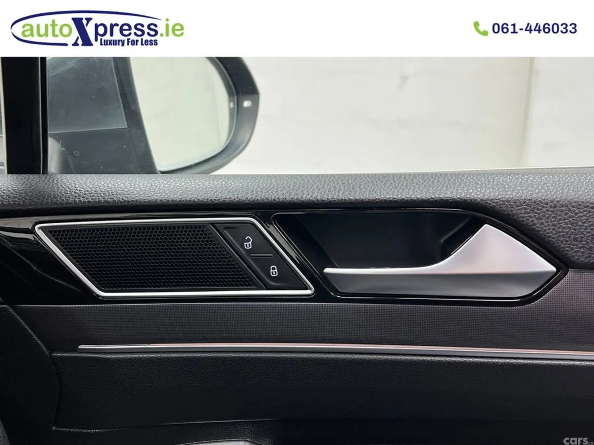Volkswagen Passat Saloon, Diesel, 2017, Grey