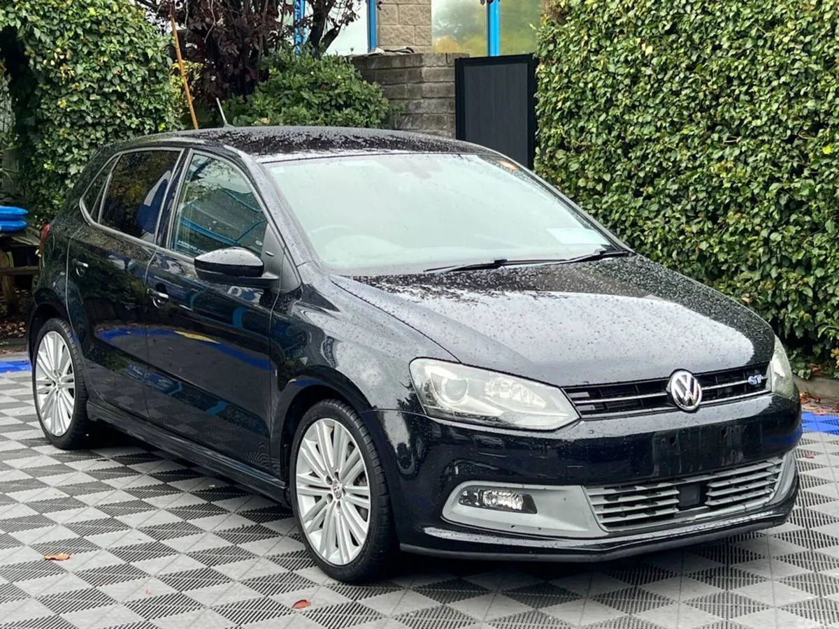 Volkswagen Polo Hatchback, Petrol, 2017, Black