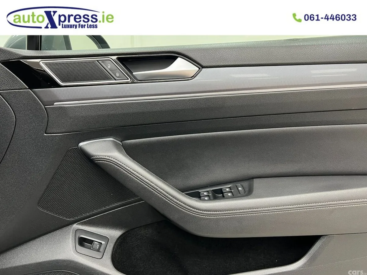 Volkswagen Passat Saloon, Diesel, 2017, Grey