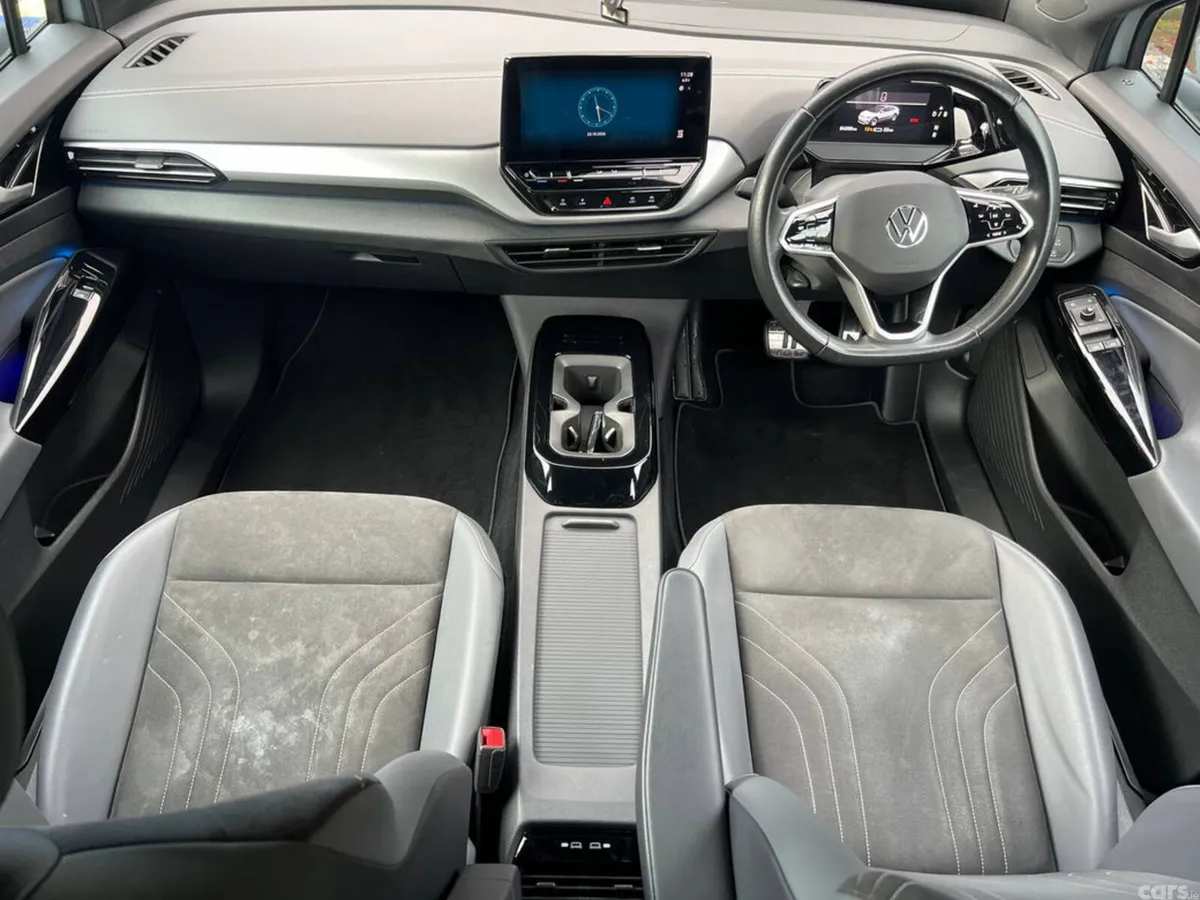 Volkswagen ID.4 Estate, Electric, 2023, Grey