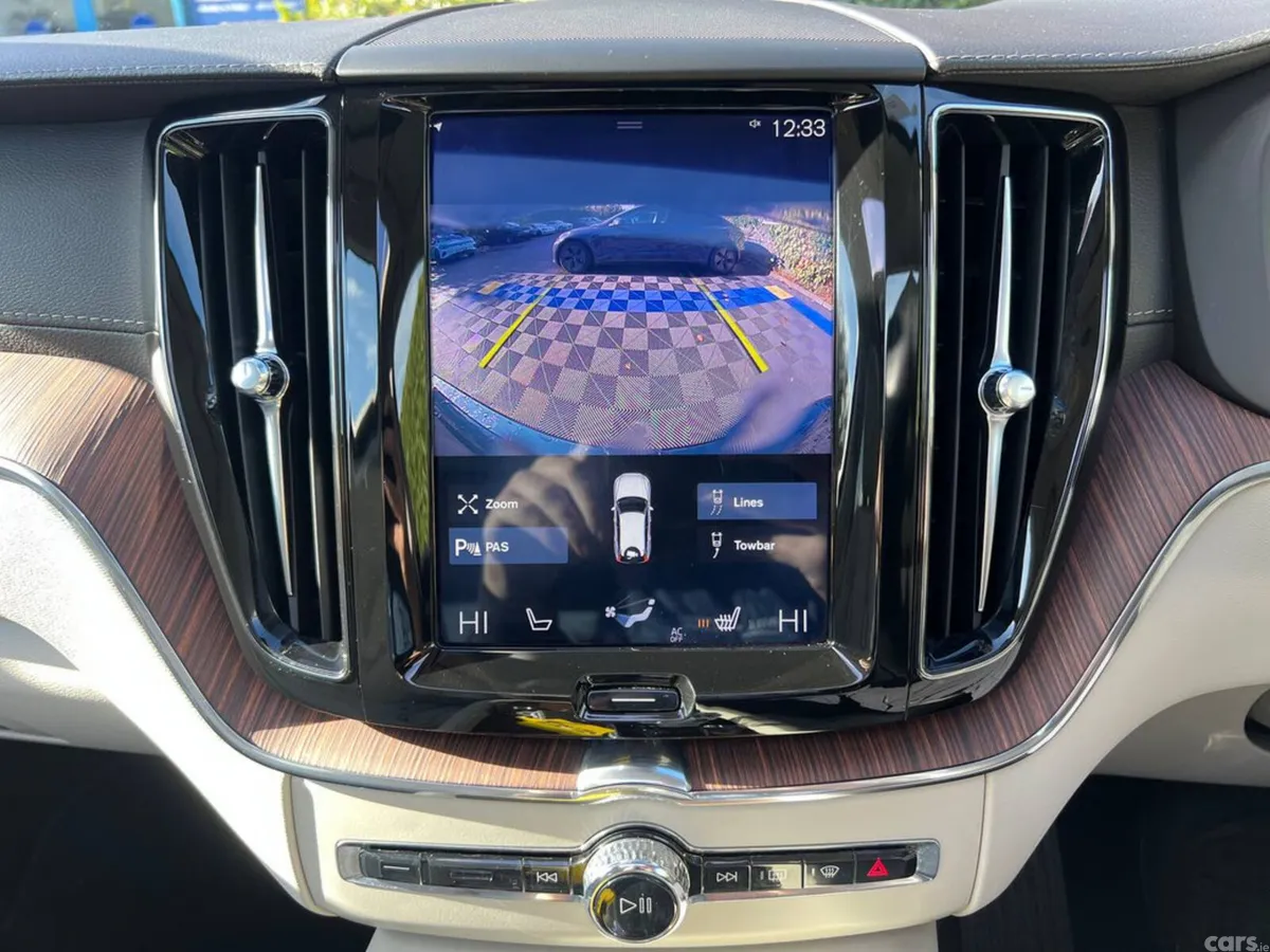 Volvo XC60 Estate, Petrol Plug-in Hybrid, 2020, Blue