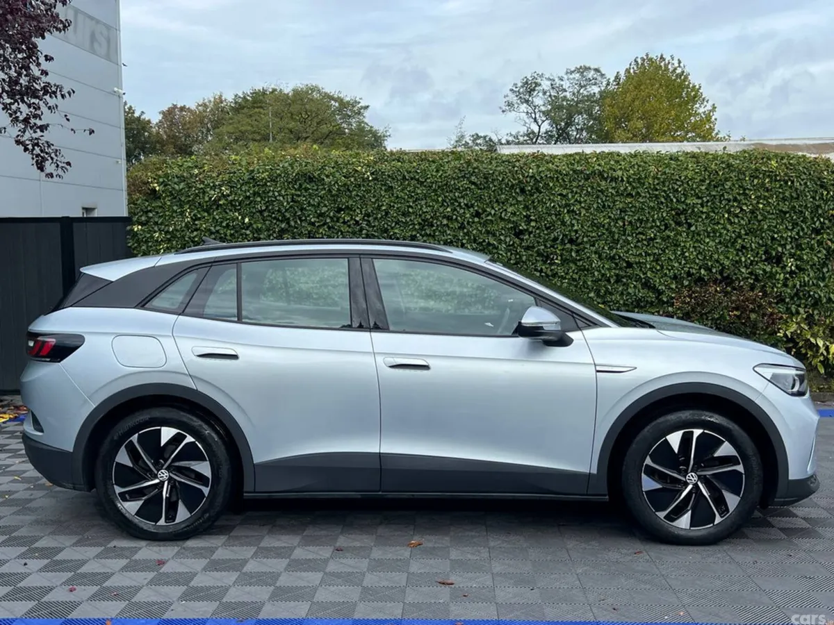 Volkswagen ID.4 Estate, Electric, 2023, Grey