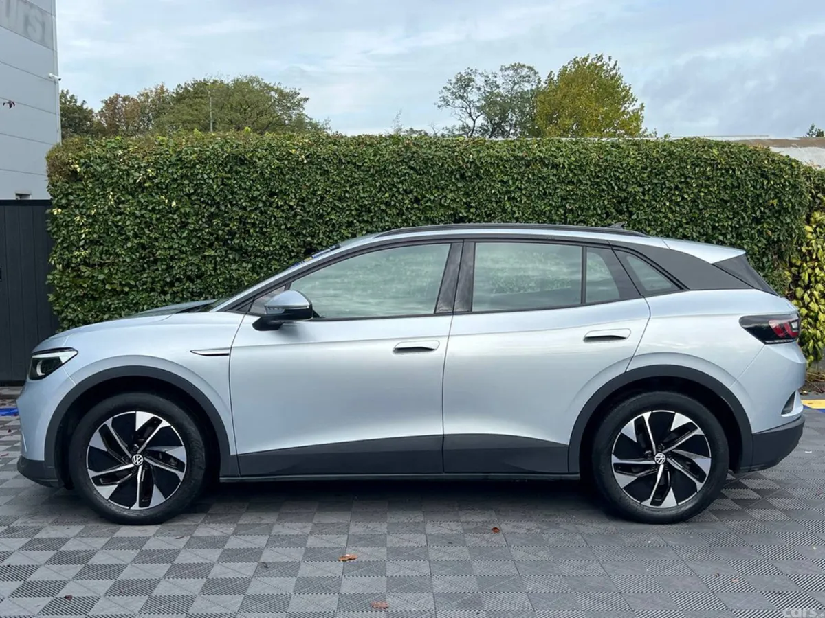Volkswagen ID.4 Estate, Electric, 2023, Grey