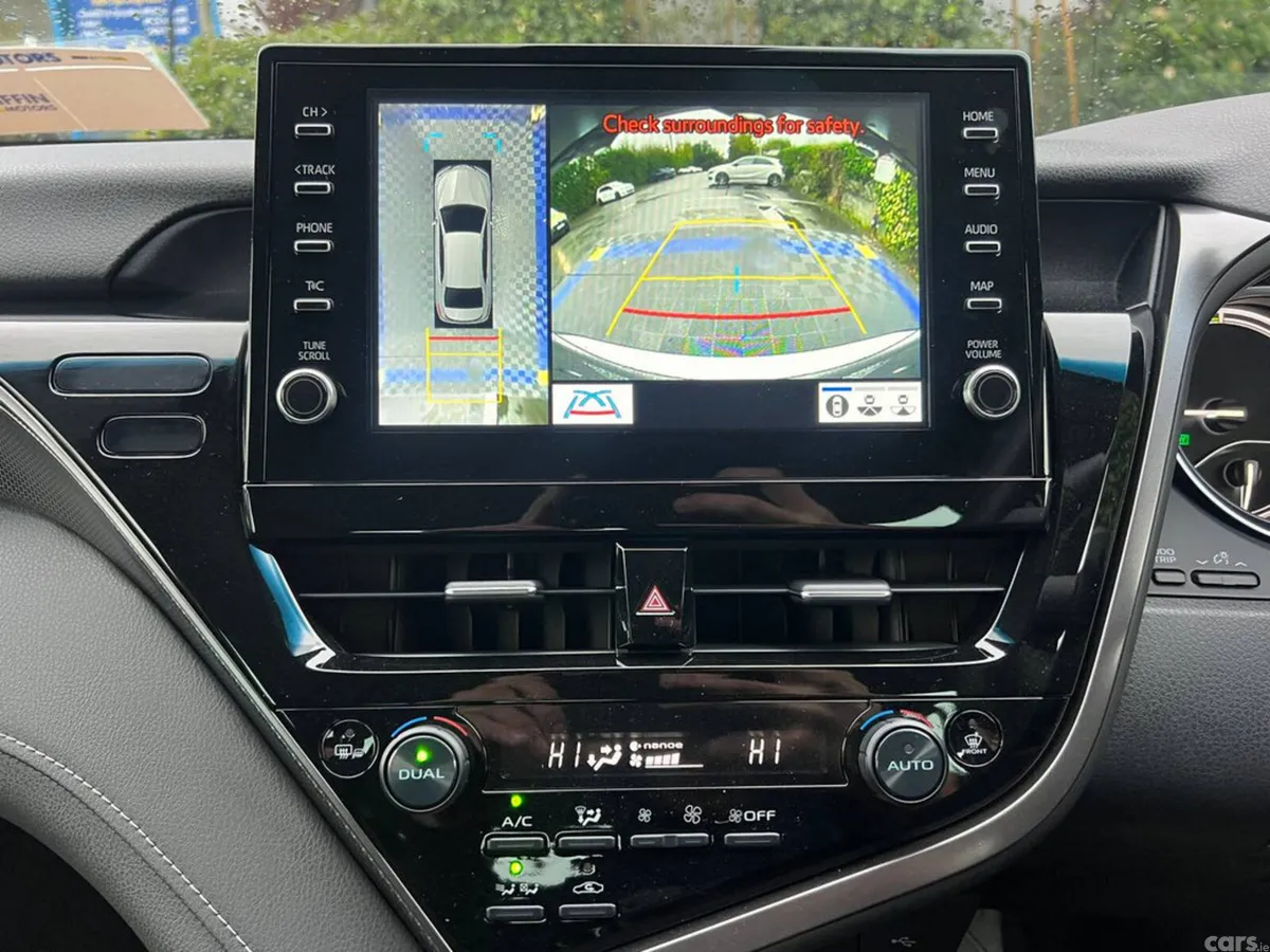 Toyota Camry Saloon, Petrol Hybrid, 2023, Grey