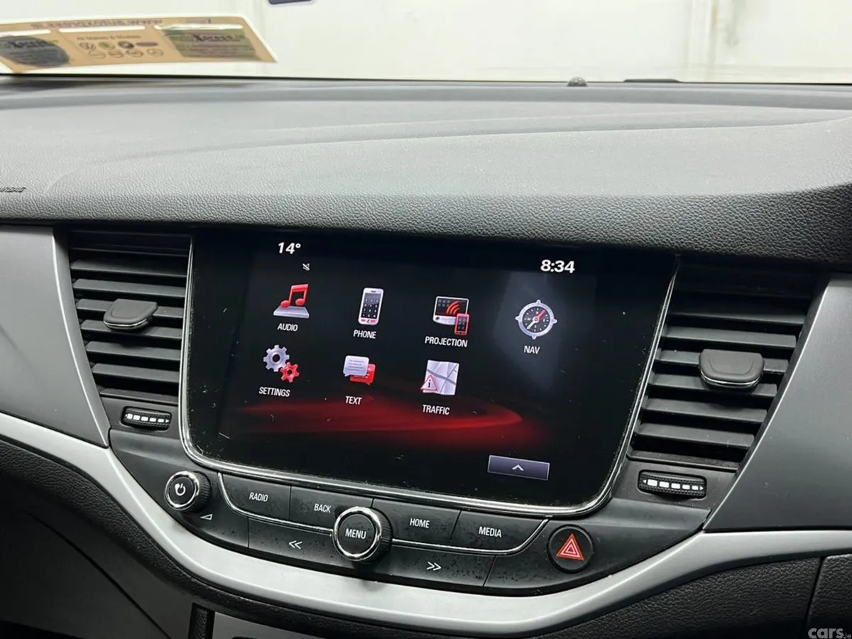 Vauxhall Astra Hatchback, Diesel, 2017, Silver