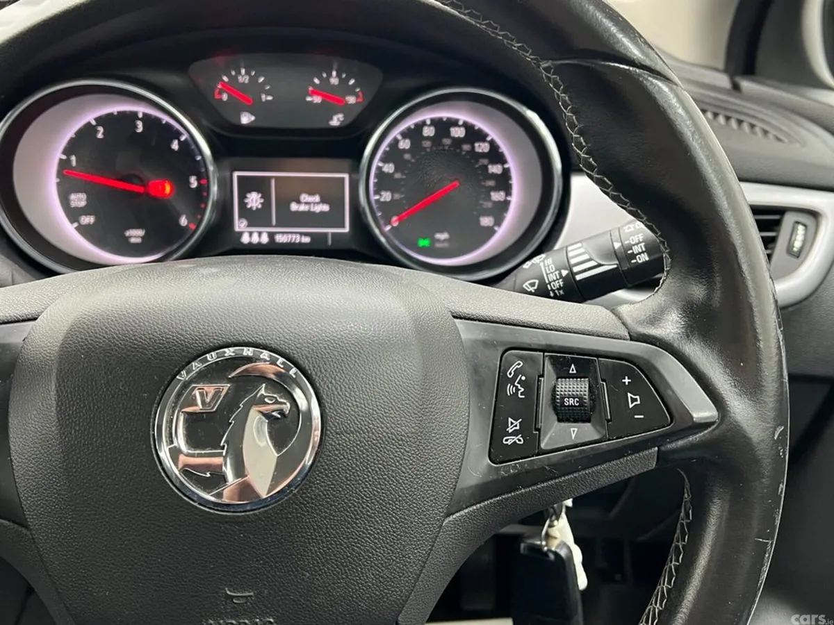 Vauxhall Astra Hatchback, Diesel, 2017, Silver