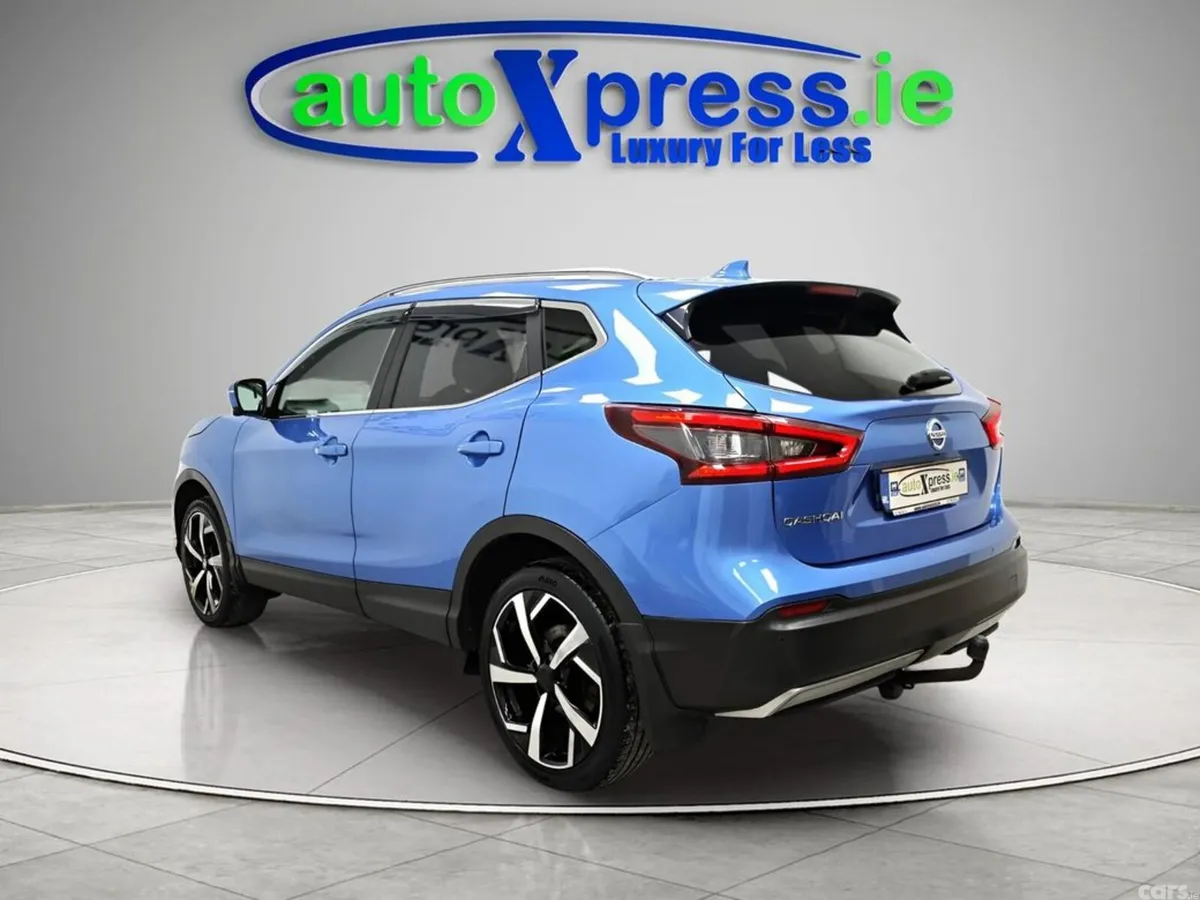 Nissan Qashqai Hatchback, Diesel, 2018, Blue