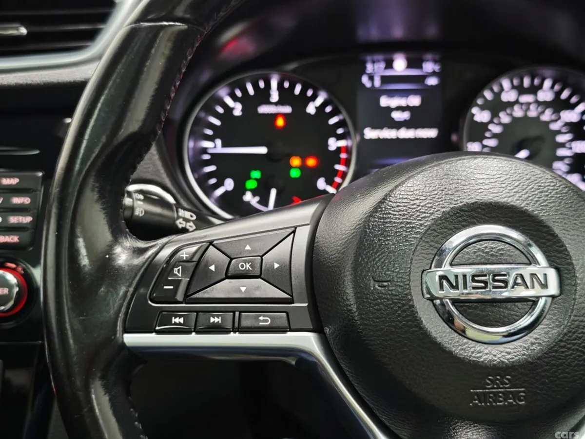 Nissan Qashqai Hatchback, Diesel, 2018, Blue